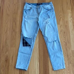 Dollhouse Plaid Ripped Jeans